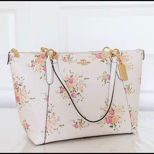 Ava F28965 Floral COACH Canvas multi colored tote
